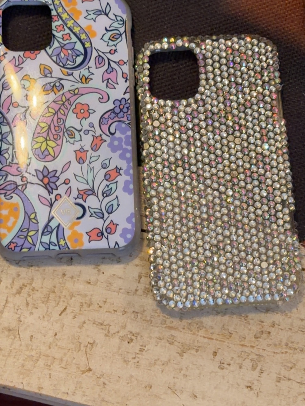 2-set iPhone 11 case including an iridescent rhinestone & Vera Bradley - Picture 4 of 4